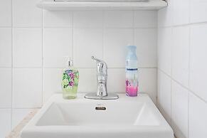 Beautiful 6BR Apt Near Olympic Stadium