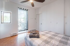 Beautiful 6BR Apt Near Olympic Stadium