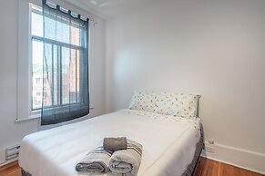 Beautiful 6BR Apt Near Olympic Stadium