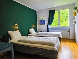 Nature Shelter Hotel