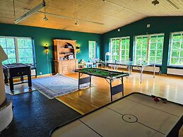 Nature Shelter Hotel