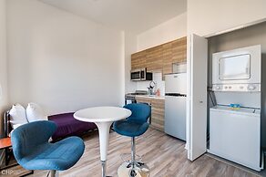 Chicago Third Floor Studio by 747 Lofts