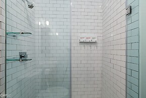 Chicago Third Floor Studio by 747 Lofts