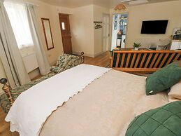 Equine Studio Annexe