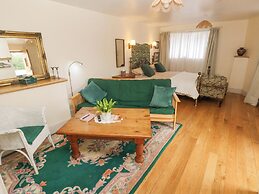 Equine Studio Annexe