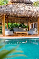 Blue Mist Hotel & Beach Club