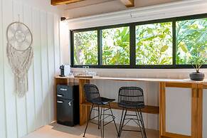 Blue Mist Hotel & Beach Club