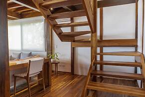 Blue Mist Hotel & Beach Club