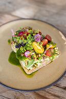 Blue Mist Hotel & Beach Club