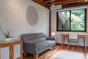 Blue Mist Hotel & Beach Club