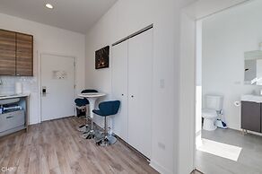 River West, Third Floor Chicago by 747 Lofts