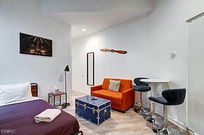 River West, Third Floor Chicago by 747 Lofts