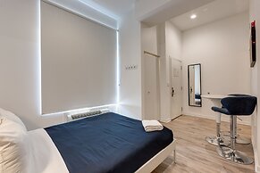 Ada Accessible! Handicap-friendly Features Make This Spot Accessible F