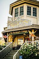 Private bedroom in Desert Western House near Wine Country