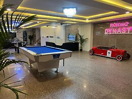 Patong Dynasty Royal Hotel