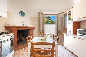 2482 Villa Estate by Barbarhouse