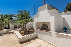 2482 Villa Estate by Barbarhouse