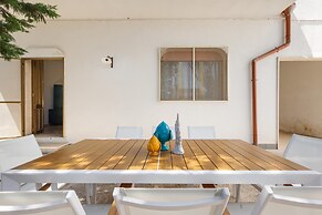 2482 Villa Estate by Barbarhouse