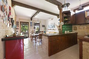 3025 Villa Verdeoasi by Barbarhouse