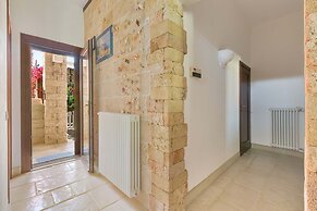 3025 Villa Verdeoasi by Barbarhouse