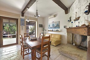 3025 Villa Verdeoasi by Barbarhouse