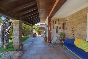 3025 Villa Verdeoasi by Barbarhouse