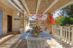 3025 Villa Verdeoasi by Barbarhouse