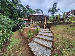 Cabañas Caeli Rainforest Glass Cabin El Congo La Fortuna