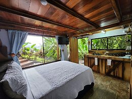 Cabañas Caeli Rainforest Glass Cabin El Congo La Fortuna