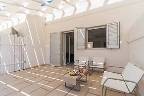 2945 Residence Jolly Mare - Mono by Barbarhouse