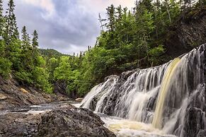 Middle Brook Cottages & Chalets