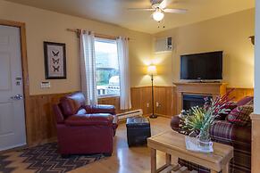 Middle Brook Cottages & Chalets