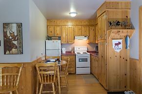 Middle Brook Cottages & Chalets