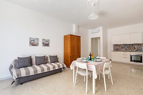 2430 Sunny Beach Apartments - Bilo Beach by Barbarhouse