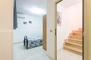 2987 Villa Brunilda by Barbarhouse