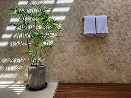 Botanique Villa & Studio