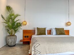 Botanique Villa & Studio