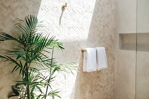 Botanique Villa & Studio