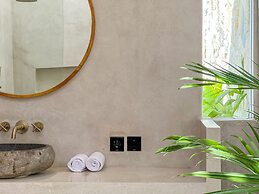 Botanique Villa & Studio