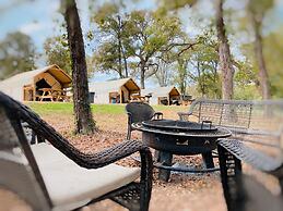 Son's Blue River Camp Glamping Cabin F