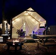 Son's Blue River Camp Glamping Cabin F