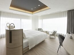 Mitsui Garden Hotel Yokohama MM Premier