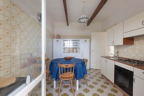 1961 Villa Aurora - Trilo Pier by Barbarhouse