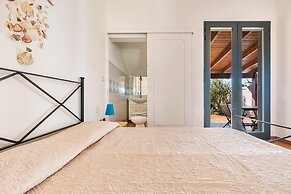 2753 Villa Evelin by Barbarhouse