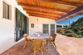 2753 Villa Evelin by Barbarhouse