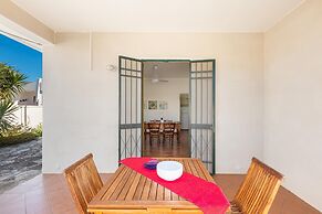 2753 Villa Evelin by Barbarhouse