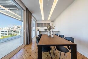 Phaedrus Living: City Center Luxury Flat N. Kosmos