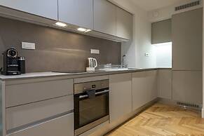 Phaedrus Living: City Center Lux Flat Kolonaki