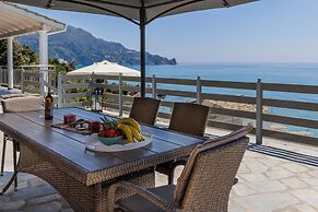 Villa Renata & Villa Filippos with private Plunge Pool by Konnect