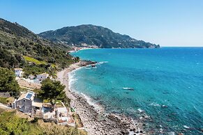 Villa Renata & Villa Filippos with private Plunge Pool by Konnect